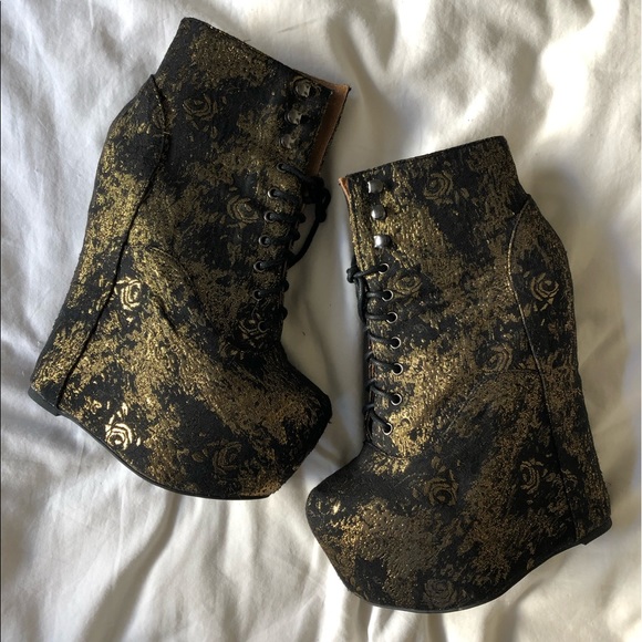 Jeffrey Campbell Shoes - Jeffrey Campbell ‘Damsel’ booties